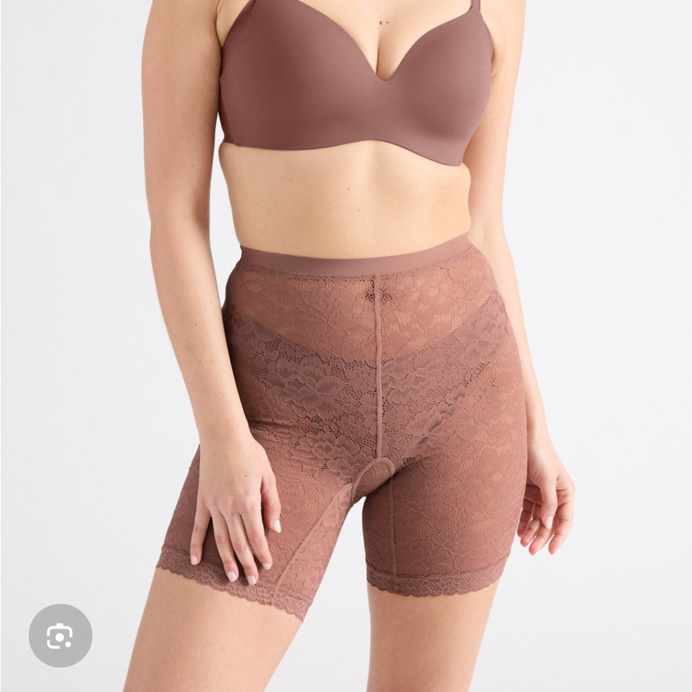 knix the birds papaya Lace High-Waist Shaping Shorts in Mauve Brown